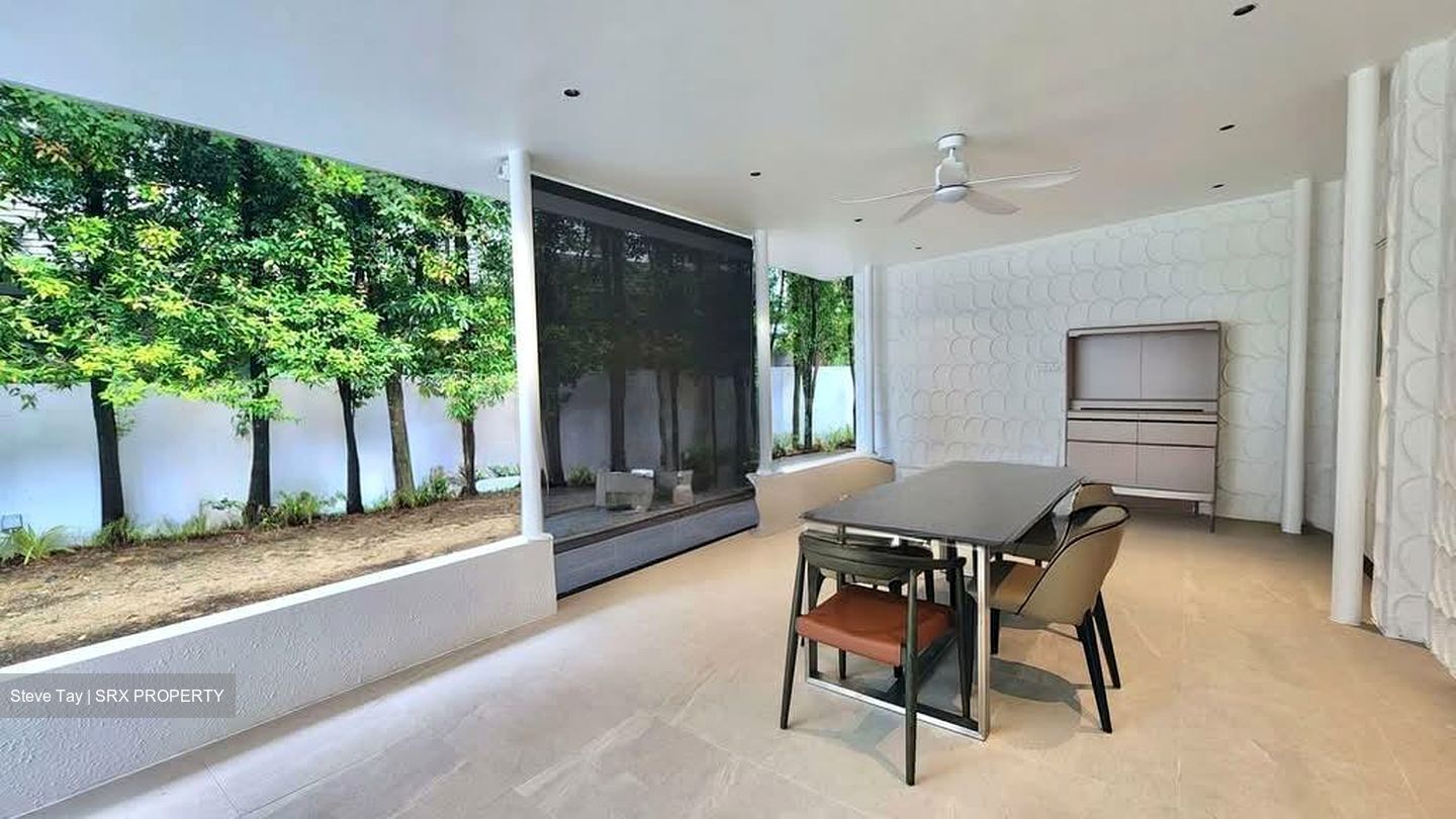 Holland Road (D10), Detached #570572851